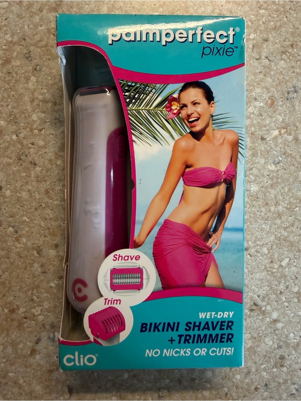 Clio Palmoerfect Pixie Wet-Dry Bikini Shaver + Trimmer - Pink/White